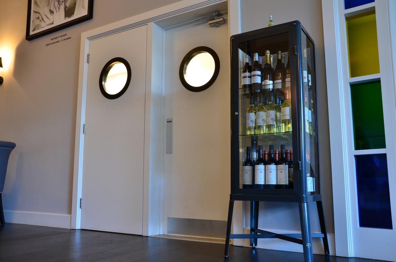 The Lawrence Hotel Athboy ภายนอก รูปภาพ